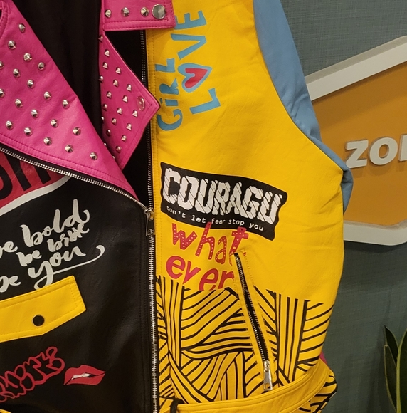 Geschallino Women's Faux Leather  Motorcycle Biker Jacket [NWOT] - Picture 10 of 14